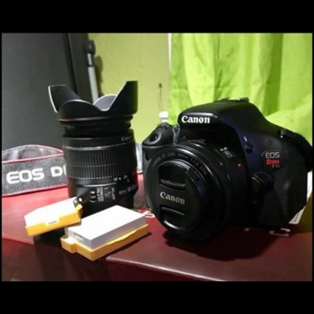 Canon T31 body with 50 1.8 lens